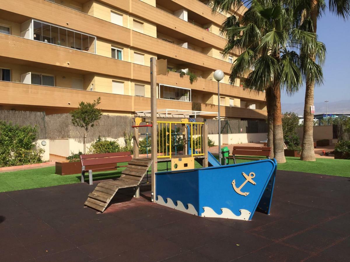 Apartamento Evahome Roquetas Roquetas de Mar Dış mekan fotoğraf