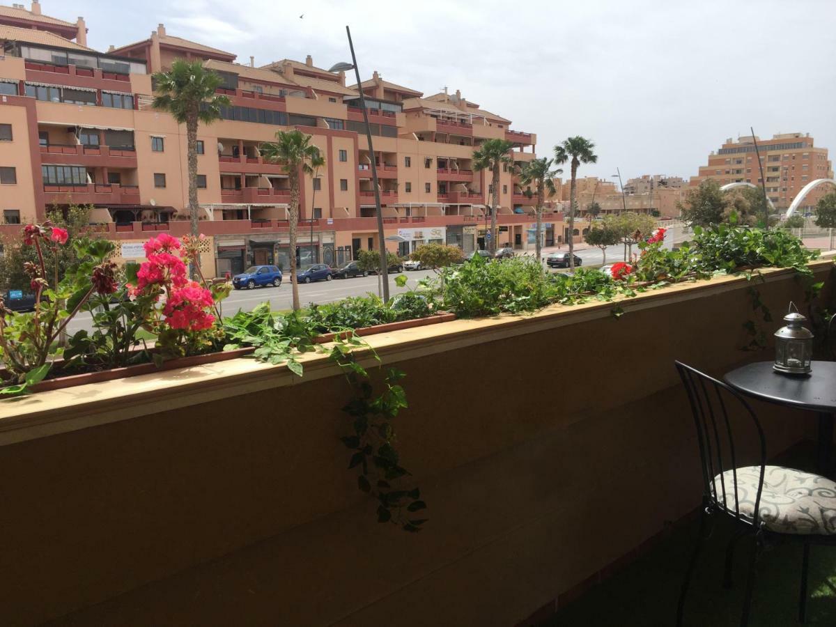 Apartamento Evahome Roquetas Roquetas de Mar Dış mekan fotoğraf